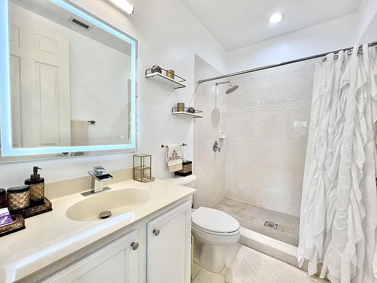 840 Marina Del Ray Ln #2 — Photo 27