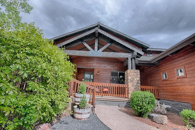481 S Yarrow Ln — Photo 37