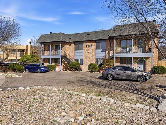 2nd image of 408 Rainbow Ct SE