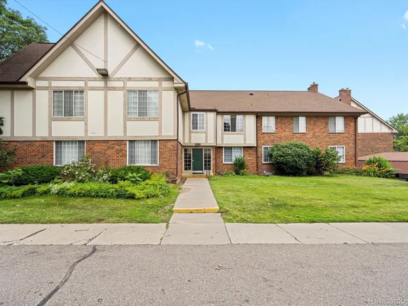 30276 Southfield Rd APT 211, Southfield, MI 48076