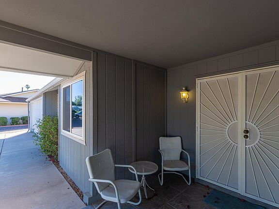 3rd image of 10820 W Cumberland Dr