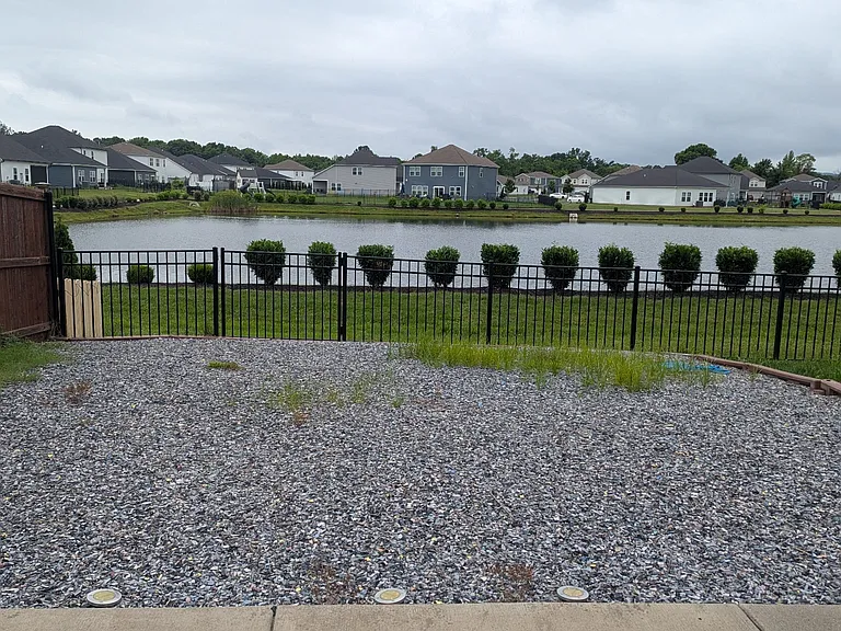 3613 Magpie Ln N — Photo 40