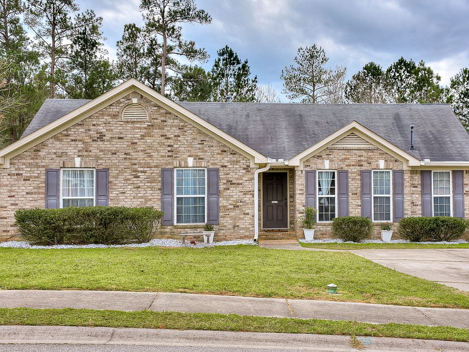 1st image of 4715 Laural Oak Dr
