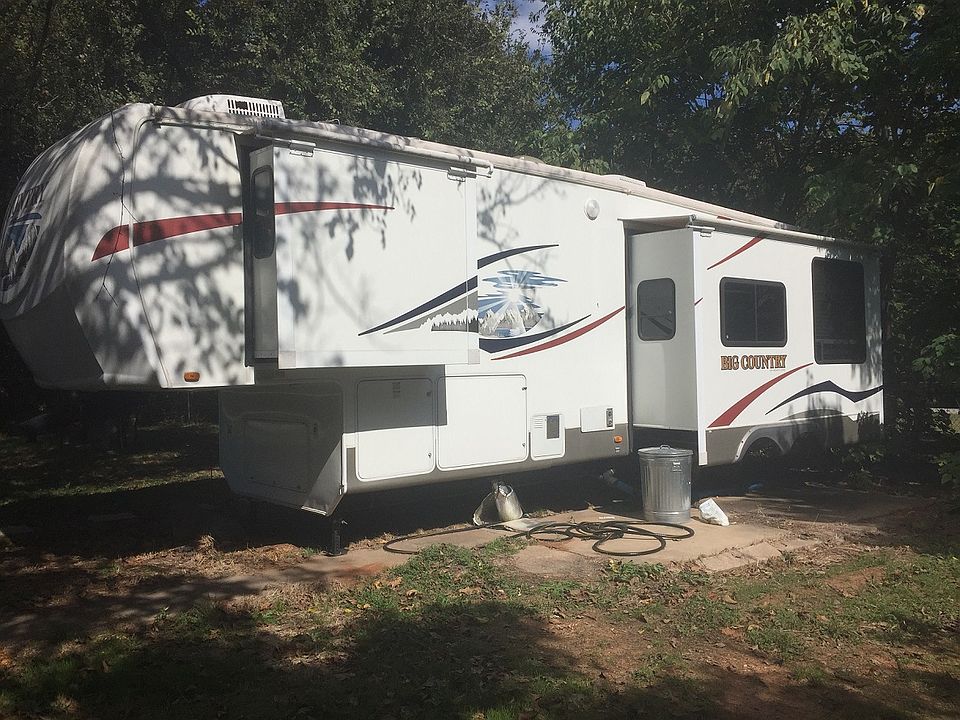 1st image of 3802 Navarro Trl