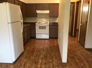 404 Hillcrest Dr #13, Windsor, MO 65360