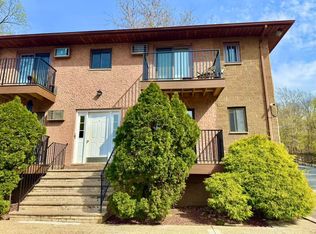 54 Park Ave APT 22, Verona, NJ 07044