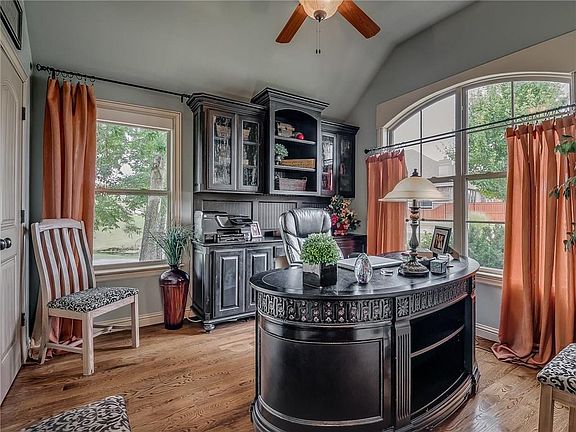 5th image of 500 War Eagle Ln