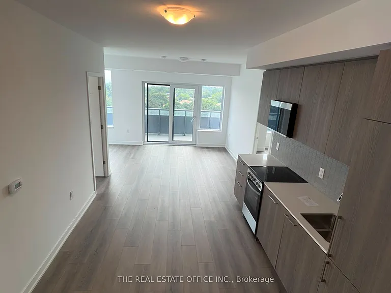 7437 Kingston Rd #905 — Photo 1