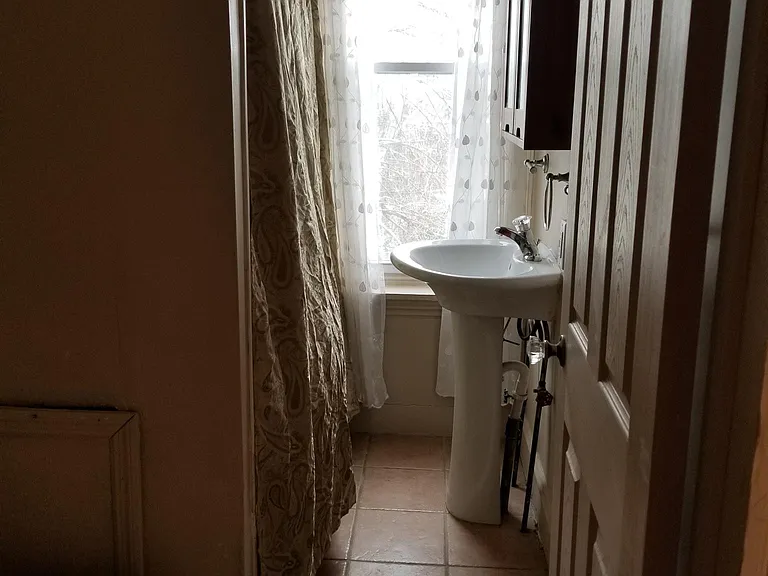 226 Kalos St — Photo 10