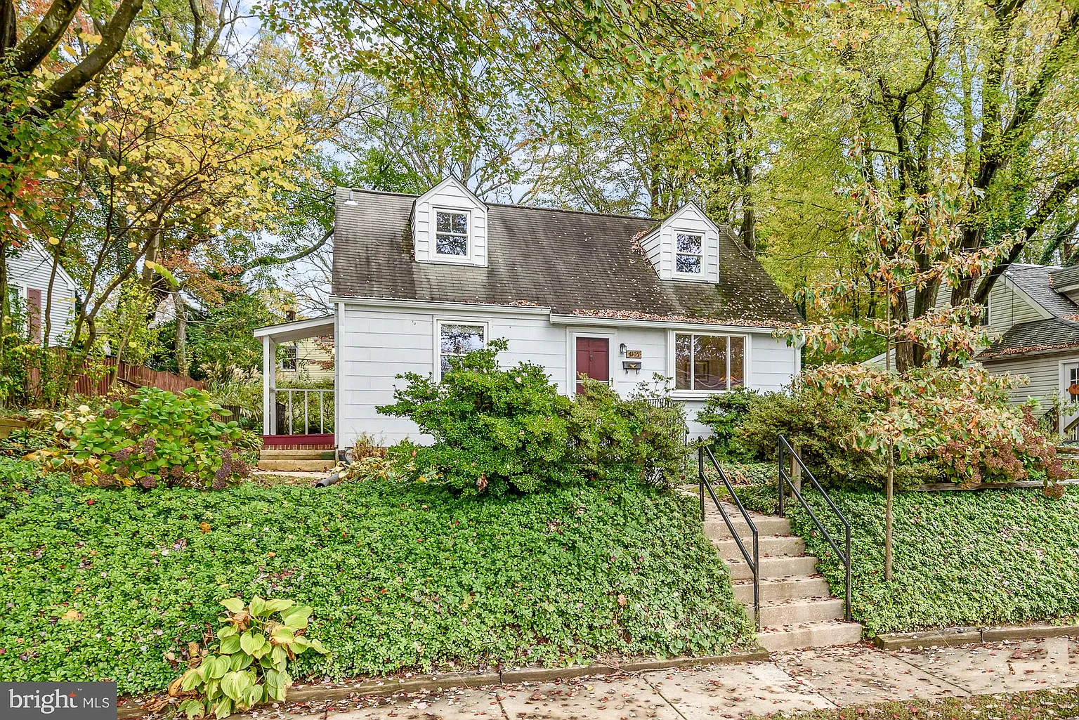 4105 Maple St photo 1