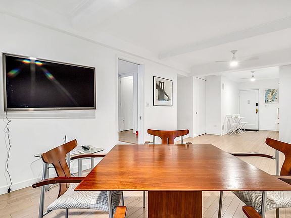 5th image of 7 Park Ave APT 21