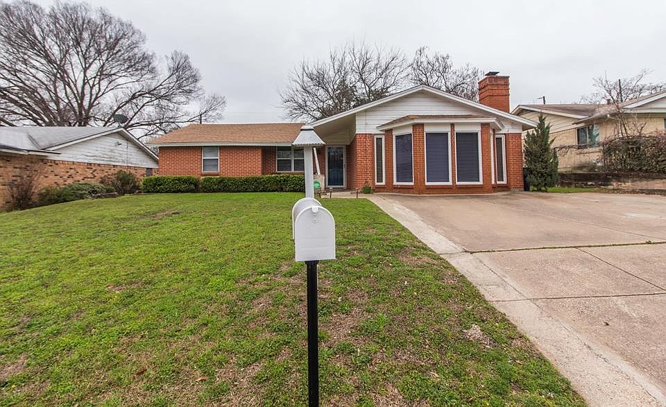 1st image of 321 Arthur Dr