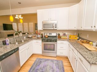 9779 W Stanford Ave, Littleton, CO 80123
