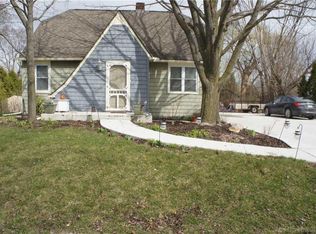 3855 Mildred Ave, Rochester Hills, MI 48309