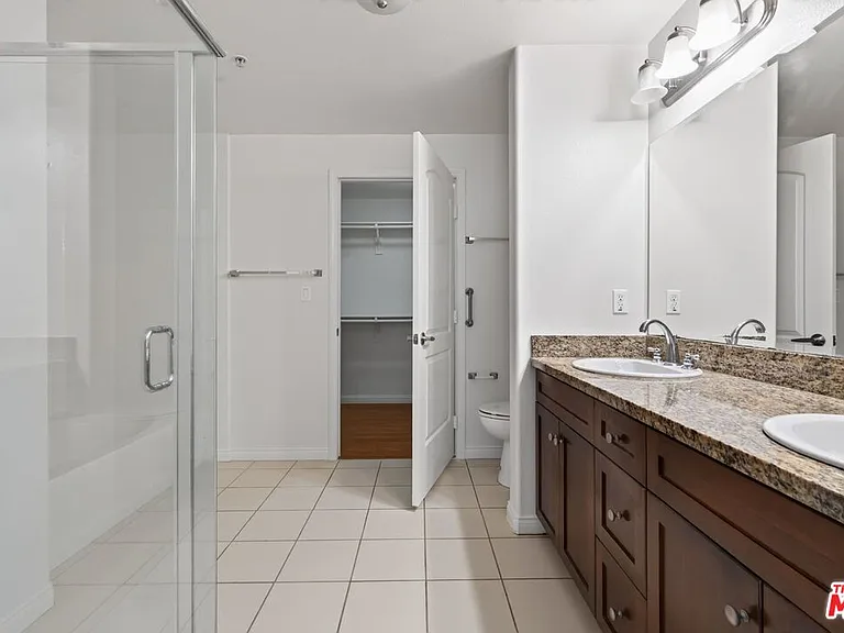 360 Avenue 26 #107 — Photo 22