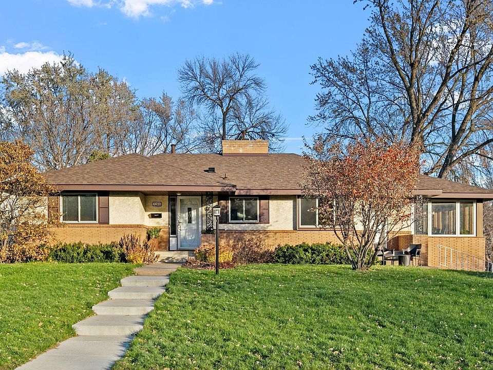 1st image of 3201 Skycroft Dr
