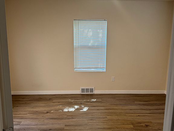 2nd image of 5012 Scenic Dr
