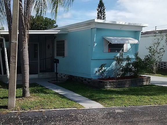 3rd image of 93263 Circle Dr.