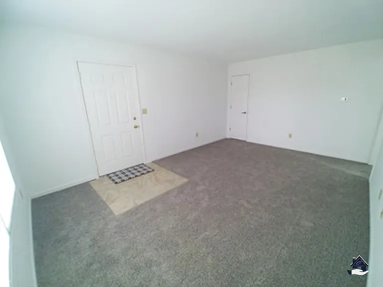 1426 Kossuth St — Photo 16