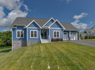 20 Cora Ln, Lexington, VA 24450