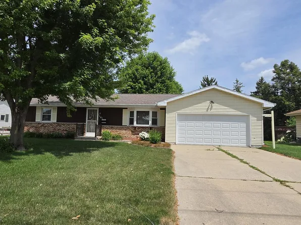 1101 N Water STREET, Watertown, WI 53098