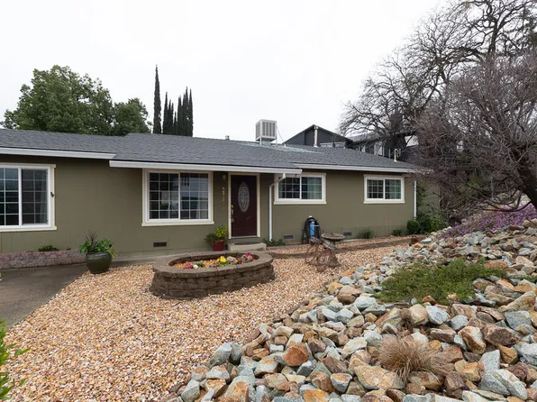 3345 Oakwood Pl, Redding, CA 96001