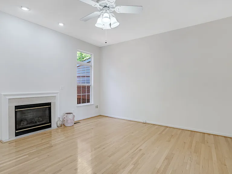 6502 Trask Ter — Photo 23