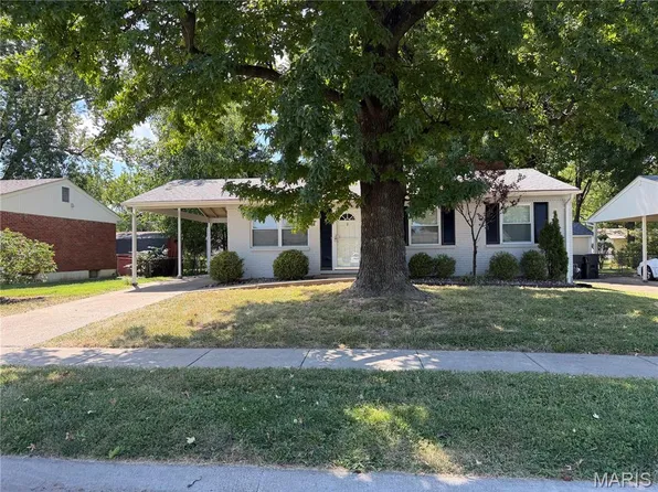3263 Ipswich Ln, Saint Charles, MO 63301