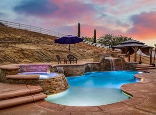 16627 Eagle Peak Rd, Riverside, CA 92504