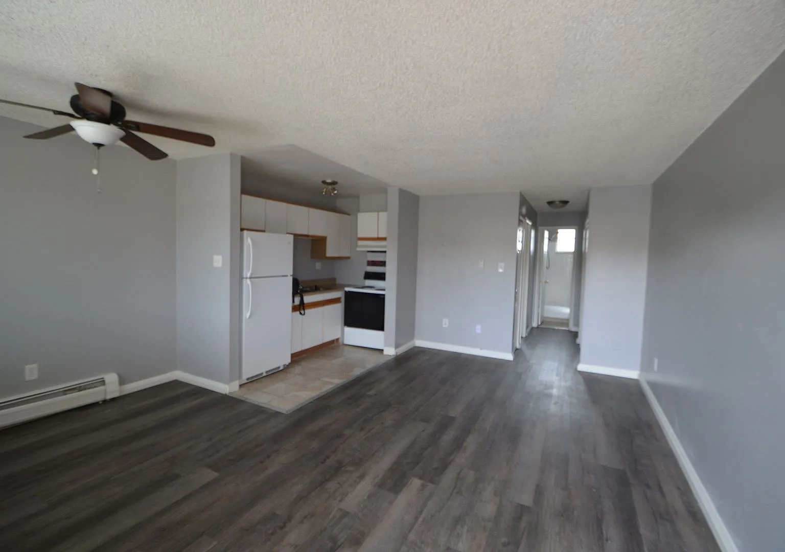 499 W Progress Ave — Photo 2