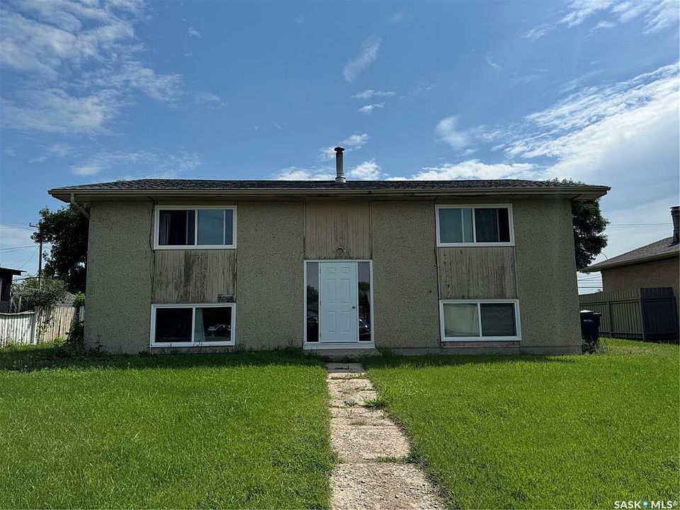 1st image of 2062 99th St