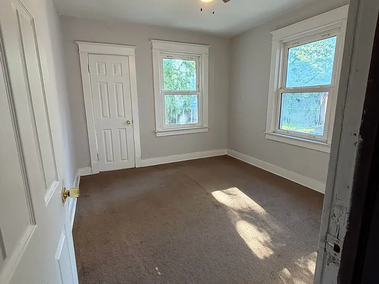3718 Bellefontaine Ave — Photo 7