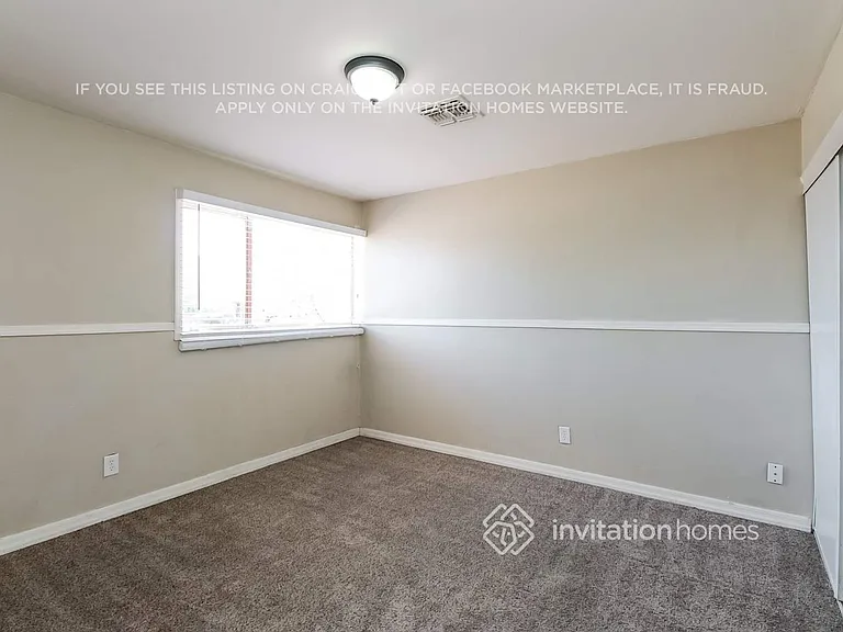 4824 W Catalina Dr — Photo 12