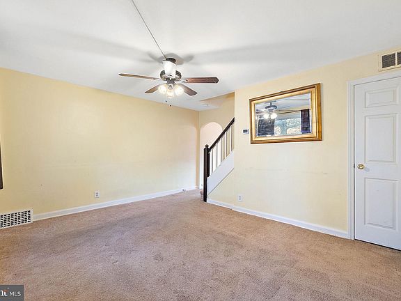 4th image of 237 Birch Ave