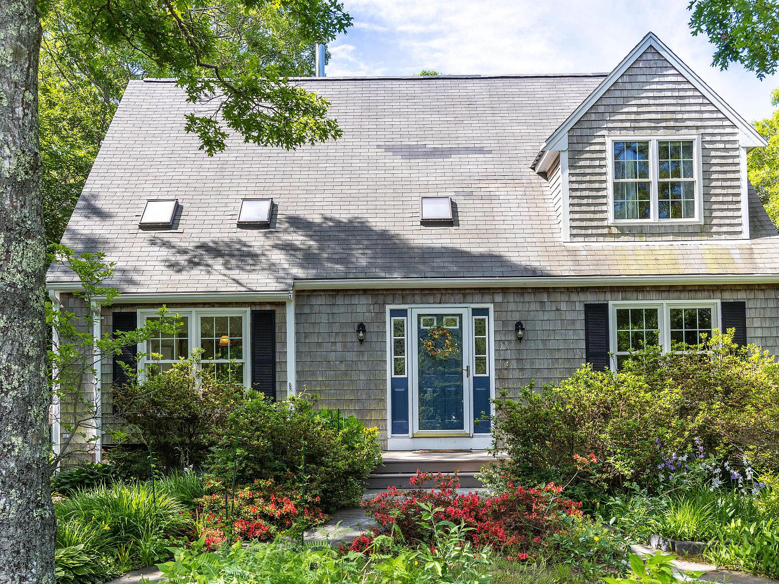 4 Gunters Lane, Mashpee, MA 02649 Zillow
