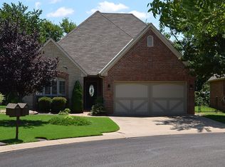 4624 Olde Village Cir, Edmond, OK 73013