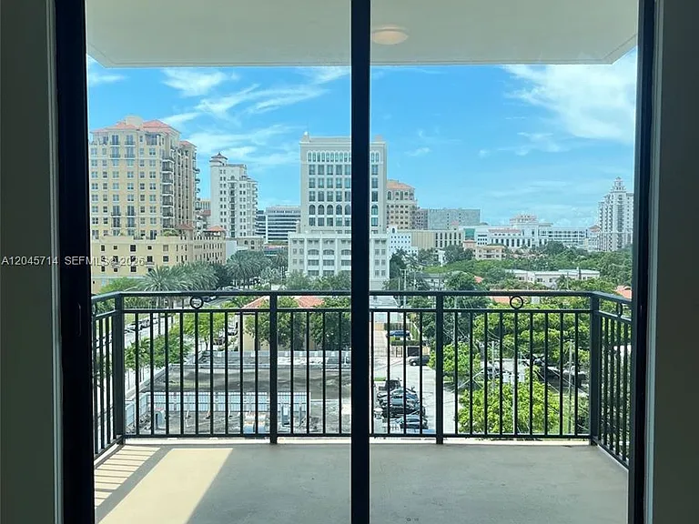 1300 Ponce De Leon Blvd #608 — Photo 10