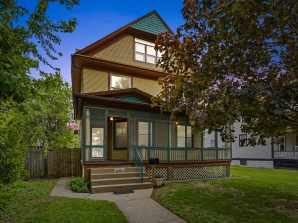 2213 Iowa St, Davenport, IA 52803