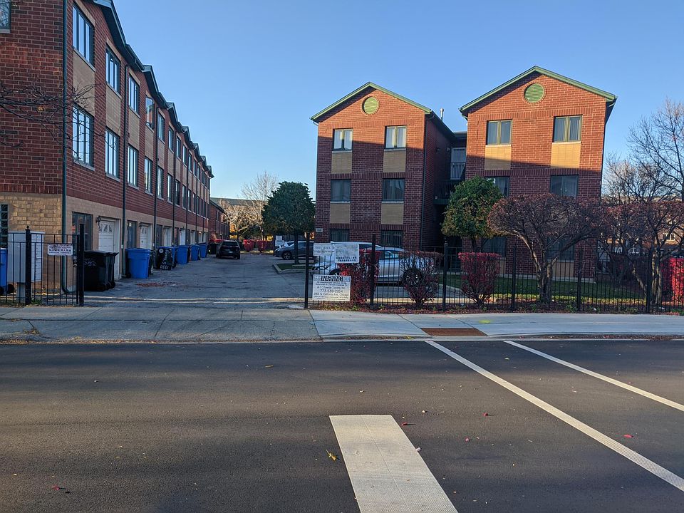 Parking Entry Way