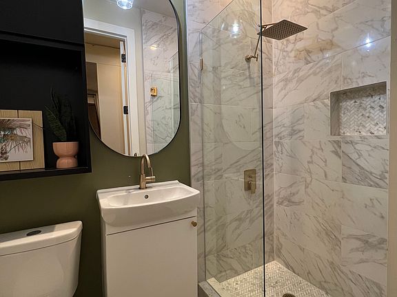 2nd image of 1334 N Market St #2