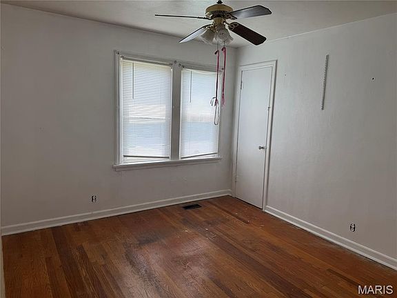 3rd image of 9447 Miriam Ave