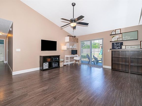 4th image of 5548 Westview Dr
