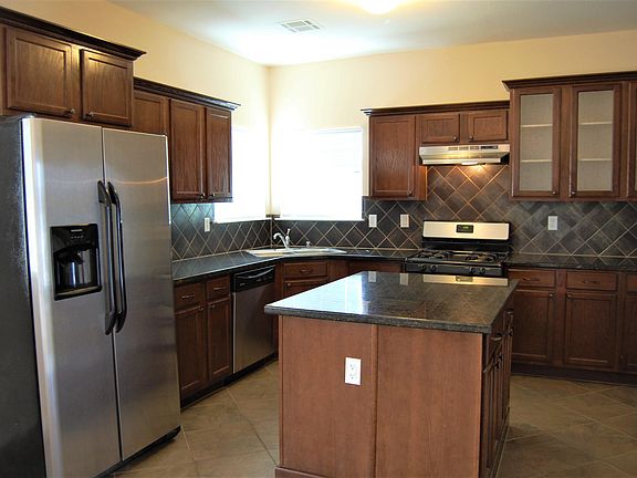 3rd image of 14242 Craggy Rock Ave