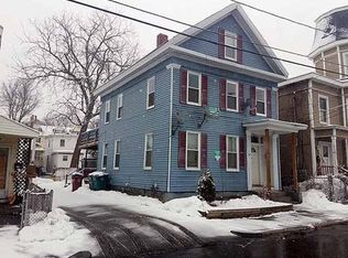 28 Fort Hill Ave, Lowell, MA 01852