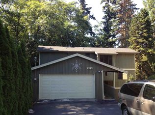 2325 NE 104th St, Seattle, WA 98125