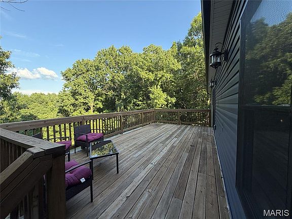 3rd image of 10413 Autumn Rd
