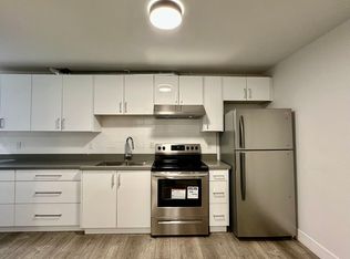 6211 Sumas St, Burnaby, BC V5B 2T7