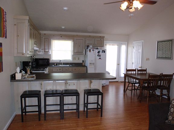 2nd image of 6154 Parsley Ct