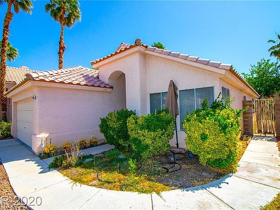2nd image of 4404 Charneta Ct