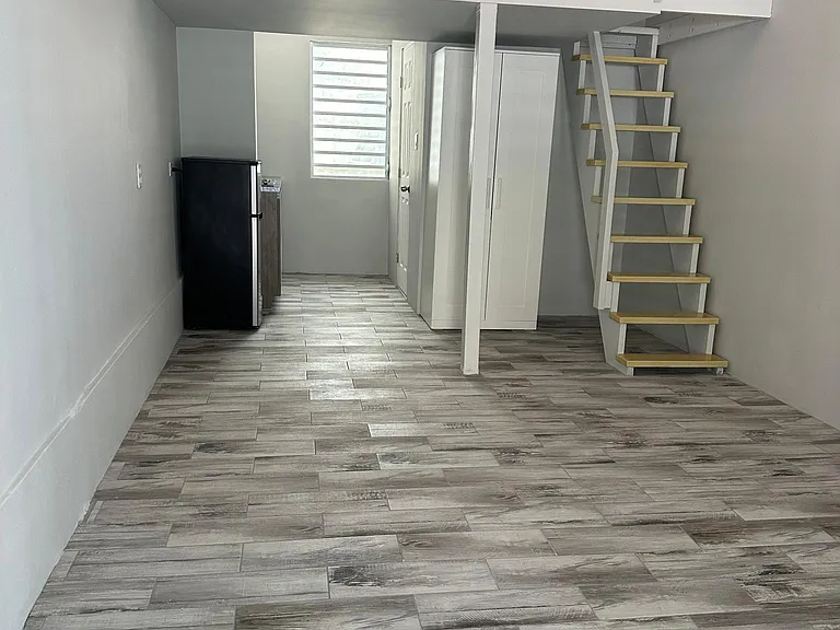 515 Calle Barbe #1B — Photo 1